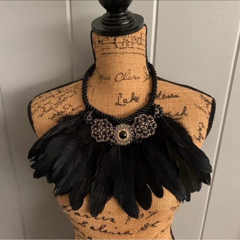 🖤 Couture Black Feather Statement Necklace | Ornate Filigree Bib 🔥✨